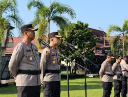 Polres Mura Gelar Upacara Farewell Parade Dalam Rangka Penyambutan Dan Pelepasan Kapolres