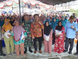 Pj Bupati OKI Salurkan Bantuan 1.3 Ton Beras Untuk 266 KK Terdampak Banjir di Tanjung Lubuk