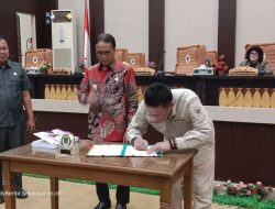 Sidang Paripurna DPRD OKI, Pj Bupati OKI Sampaikan LKPJ TA. 2023