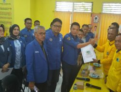 Alki Ardiansyah Ambil Formulir Bacalon Bupati Di Partai Golkar OKI