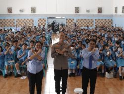 Seminar Tinjauan Hukum dan Dampak Bully Bagi Mental Remaja Sosialisasi Bahaya Bullyng di Sekolah Stela Maris Jakarta