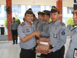 Lapas Banyuasin Gelar Apel Pagi dan Penyematan Tanda Kenaikan Pangkat Kepada Tujuh Pegawai