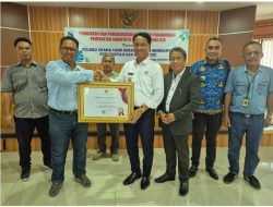 PT Sampoerna Agro Tbk terima Penghargaan CSR Awards dari Pemkab OKI