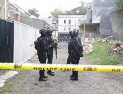 Densus 88 Geledah Rumah Terduga Teroris di Jawa Tengah, Beberapa Temuan Diamankan