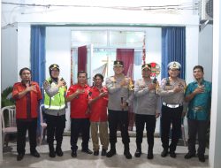 Kapolres Banyuasin Cek Personil Yang Melakukan Pengamanan Ibadah Natal di Gereja HKBP
