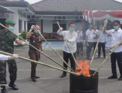Kejari OKI Musnahakan Barang Bukti Yang Sudah Inkracht Priode Agustus – Desember 2024