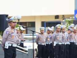 Korlantas Ikut Terlibat Bagikan Makan Bergizi Gratis dan Edukasi Keselamatan Lalu Lintas