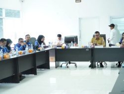 Menunjang Kinerja Layanan Kesehatan, Pj. Bupati Banyuasin Serahkan Kendaraan Operasional