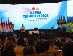 Presiden Prabowo Ingatkan TNI-Polri Harus Mengabdi ke Rakyat dengan Totalitas