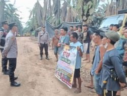 Polsek Keluang Sosialisasikan Larangan Illegal Drilling di Desa Tanjung Dalam