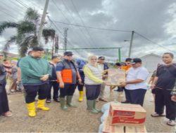 Bupati Banyuasin, Dr. H. Askolani, SH., MH Dan Wakil Bupati Banyuasin, Netta Indian, SP Bergerak Cepat Langsung Tinjau Korban Banjir