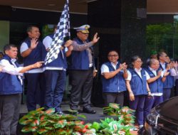 Kakorlantas Polri Melepas Tim Ekspedisi Mudik RRI 2025
