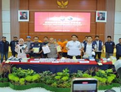 Polres Metro Bekasi Ungkap Kasus Produksi dan Penjualan Skincare Palsu “GlowGlowing”