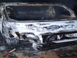 Satu Unit Mobil Pick Up Terbakar di Desa Margo Bakti, Diduga Akibat Korsleting Listrik