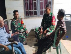 Patroli Siskamling Gabungan Babinsa 402-14/Air Sugihan Ciptakan Lingkungan Aman Di Desa Nusakarta