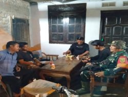 Patroli Siskamling Babinsa Koramil 402-09/Mesuji, Wujudkan Keamanan Lingkungan yang Kondusif di Malam Hari