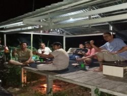 Patroli Siskamling, Babinsa Koramil 402-07/ Indralaya Beri Penyuluhan Kamtibmas Kepada Warga