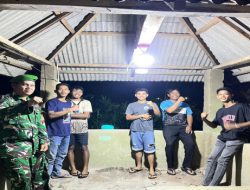 Patroli Siskamling Babinsa Desa Bakung Ajak Warga Jaga Silaturahmi