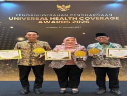 Perluas Cakupan BPJS Gratis Bagi Warga, Bupati OKI Raih UHC Award 2026