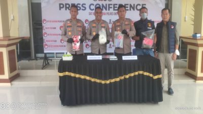 Dua Terduga Pengedar Ditangkap, Polres OKI Amankan Sabu Seberat 1 Kg