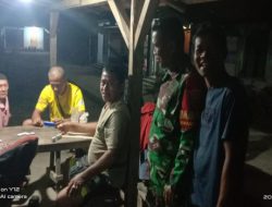 Wujud Peduli Keamanan Lingkungan, Babinsa Koramil 402-14/Air Sugihan Dan Masyarakat Gelar Patroli Siskamling Bersama