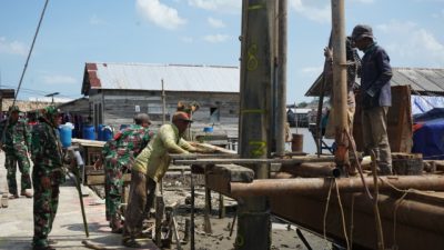Satgas Pantang Henti, Pondasi Jembatan Gantung Menguat Lewat Pemasangan Tiang Pancang