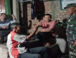 Babinsa Desa Sukarame Pimpin Patroli Siskamling Bersama Komponen Maayarakat