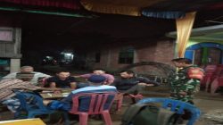 Utamakan Keamanan, Babinsa SP Padang Dan Masyarakat Kompak Lakukan Patroli Siskamling