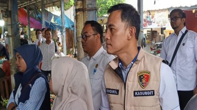 Bapanas RI dan Polda Sumsel Cek Ketersediaan Sembako di Pasar Kayuagung