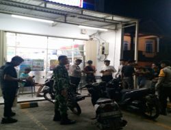 Jaga Ketertiban Dan Keamanan Malam, Babinsa 402-03/SP Padang Rutin Patroli Siskamling