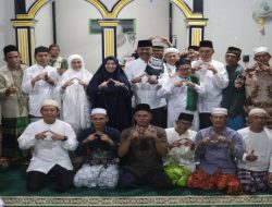 Wakil Wali Kota Pagar Alam Hj Bertha melaksanakan Safari Ramadhan 1447 Hijriah di Masjid Nurul Huda Cawang Baru