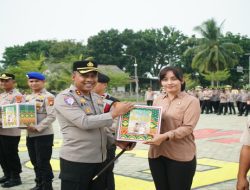 Wujud Kepedulian Dan Kekompakan Keluarga Besar Polres, Kapolres OKI Berbagi Di Bulan Ramadan