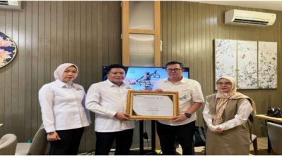 Kejaksaan Negeri Ogan Komering Ilir Terima Penghargaan, 389 Badan Usaha Tertib BPJS Ketenagakerjaan