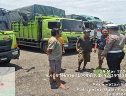 Satlantas Polres OKI Laksanakan Penyekatan Kendaraan Sumbu 3 di Jalan Lintas Timur Jelang Idul Fitri 1447 H