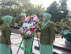 HUT ke-80 Persit, Ziarah Rombongan di TMP Kesuma Bangsa Jadi Momentum Teladani Pahlawan