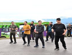 Wali Kota Pagar Alam Ludi Oliansyah dan Wakil Wali Kota Hj Bertha Melaksanakan Kegiatan Senam Dan Penanaman Pohon Bersama Pangdam II Sriwijaya