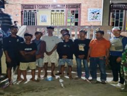 Desa Penyandingan Aman, Babinsa Koramil 402-11/Tl Selapan Gelar Patroli Siskamling