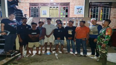 Desa Penyandingan Aman, Babinsa Koramil 402-11/Tl Selapan Gelar Patroli Siskamling