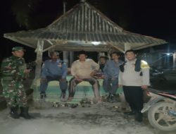 Patroli Babinsa Siskamling Koramil 402-10/Kayuagung, Dandim 0402/OKI Ingatkan Babinsa Wajib Sosialisasi Karhutla