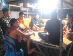 Cegah Karhutla & Gangguan Kamtibmas, Babinsa Cengal Patroli Malam Sambangi Pos Ronda Desa Cengal