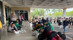 Polres OKI Kawal Aksi Damai Mahasiswa dan OKP di DPRD OKI hingga Kondusif
