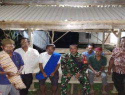 Jaga Ketertiban Dan Keamanan Malam, Babinsa 402-10/Kayuagung Rutin Laksanakan Patroli Di Desa Muara Burnai 1