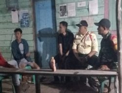 Babinsa Pemulutan Gencarkan Patroli Siskamling Bareng Karang Taruna, Situasi Desa Aman Terkendali