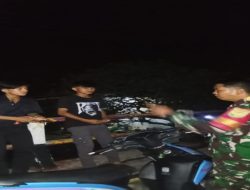 Sinergi Babinsa dan Warga Desa Ulak Jermun: Patroli Siskamling dan Antisipasi Bencana Berlangsung Aman di Tengah Malam