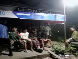 Babinsa dan Warga Sungai Jeruju Perkuat Siskamling, Danramil: “Keamanan Dimulai dari Kebersamaan di Tingkat Desa”