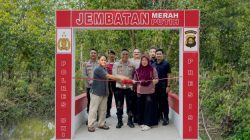 Jembatan Merah Putih Presisi Polres OKI Diresmikan, Permudah Akses Masyarakat dan Anak-Anak Sekolah di Pematang Buluran