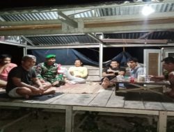Perkuat Keamanan Desa, Babinsa Tanjung Seteko Koptu Dedi Muharmansyah Ajak Warga Aktifkan Siskamling dan Patroli Malam