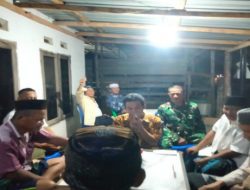TNI-Rakyat Menguat, Babinsa Koramil 402-11/ Tl Selapan Gencarkan Patroli Siskamling di Desa Cengal Demi Keamanan Malam Hari