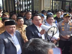 Berlangsung Kondusif, Ketua DPRD Sumsel Andie Dinialdie Terima Aksi Unjuk Rasa Mahasiswa