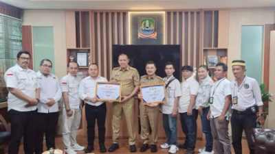 Panitia HPN Bekasi Raya 2026 Serahkan Piagam Penghargaan dan Laporan Kegiatan
